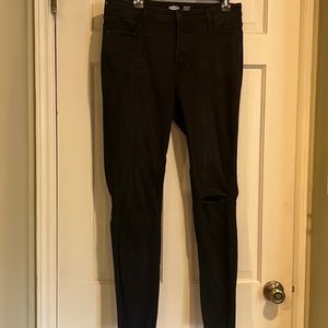 Black skinny jeans